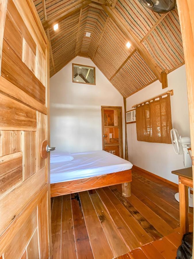 Camanolo Homestay General Luna  Luaran gambar